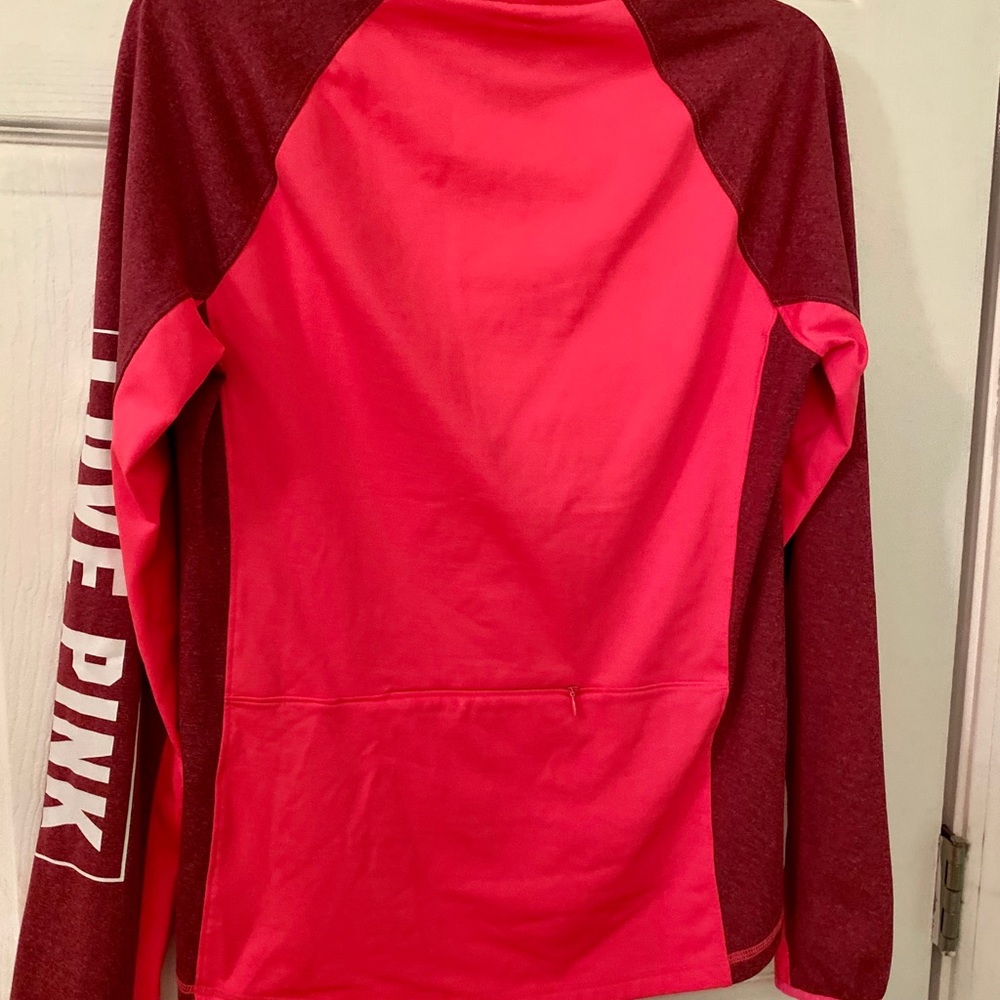 Half zip pull over